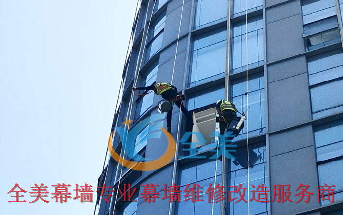 無錫幕墻維護(hù)廠商電話